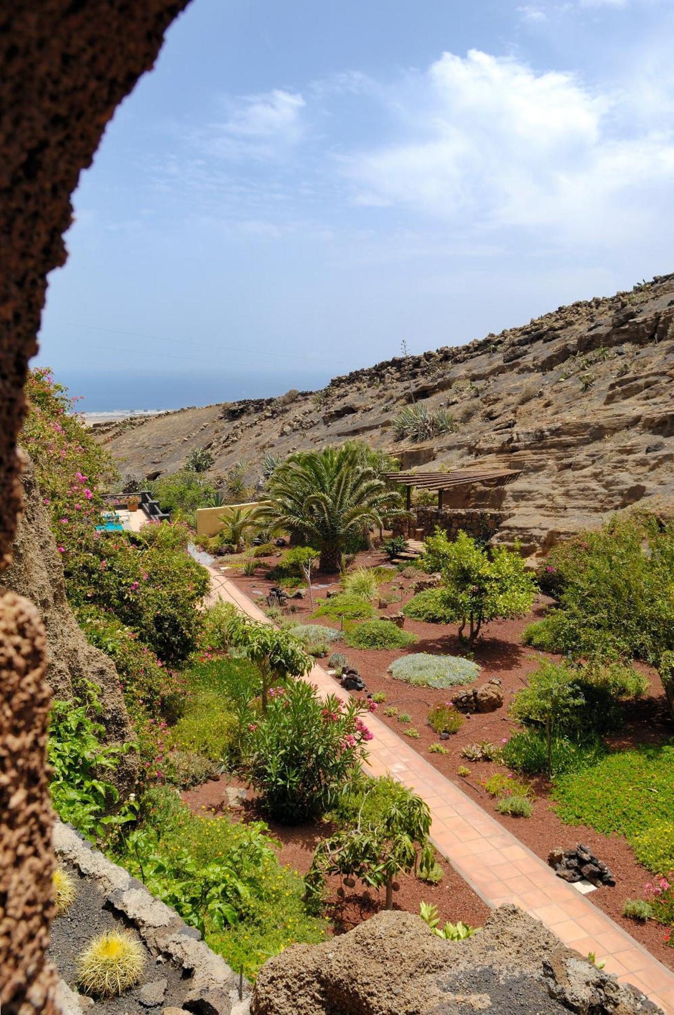 Castillo Lanzarote Villa Sophie - Luxury Villa -Sleep In A Volcanic Cave With Heated Pool Tias Exterior photo