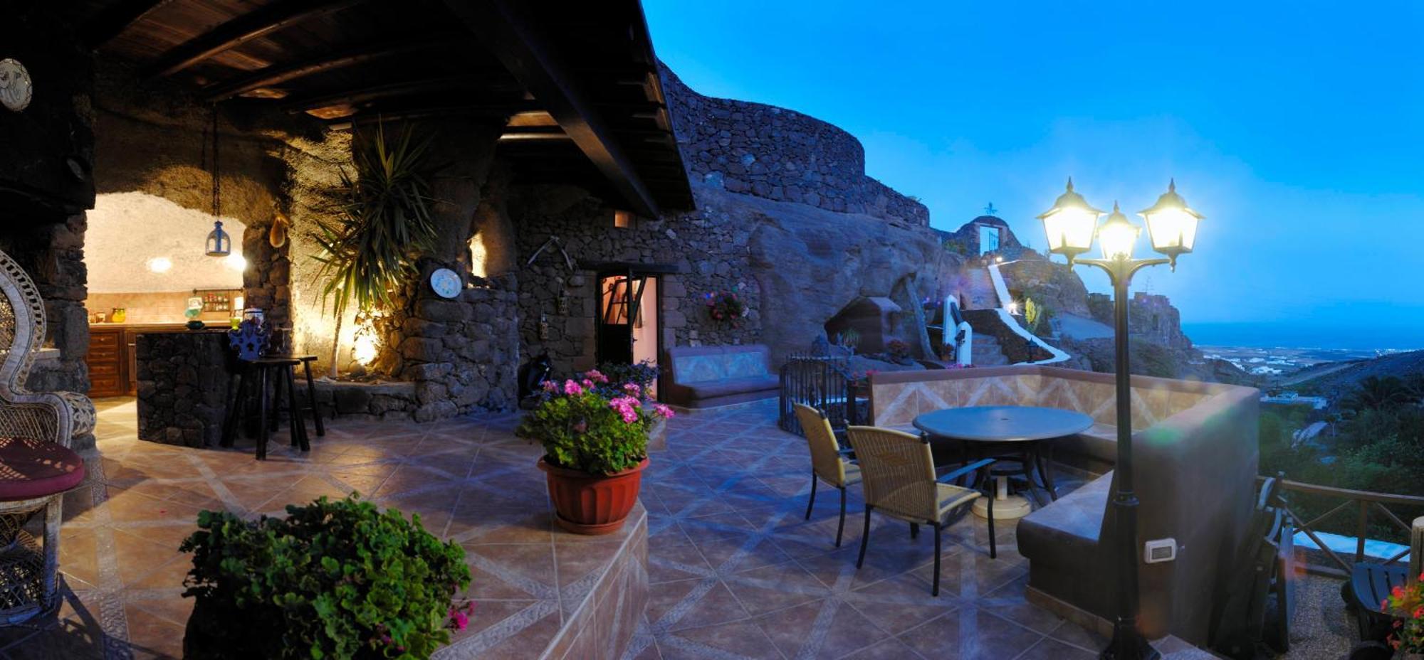 Castillo Lanzarote Villa Sophie - Luxury Villa -Sleep In A Volcanic Cave With Heated Pool Tias Exterior photo